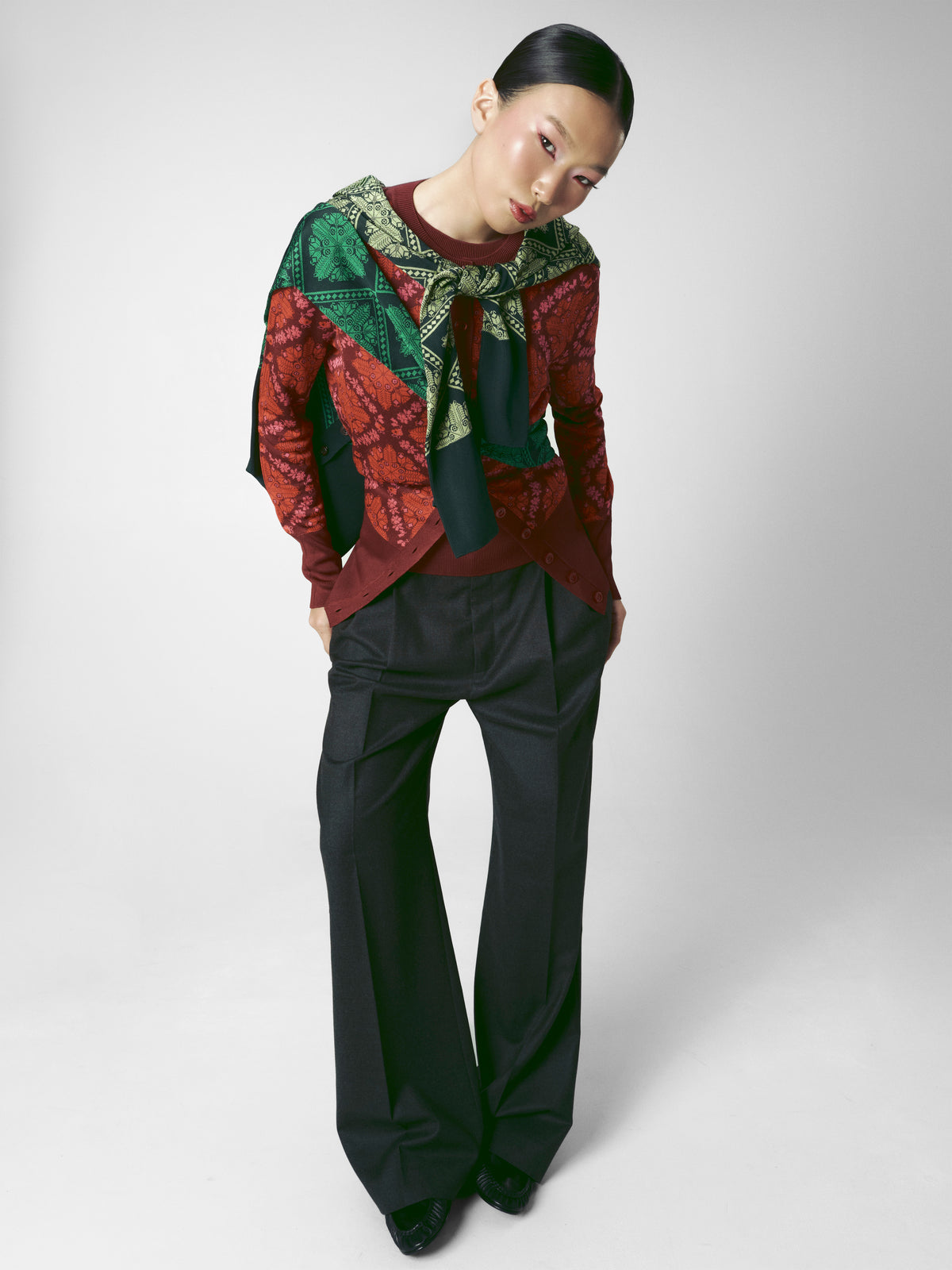 Jacquard knit Cardigan in burgundy