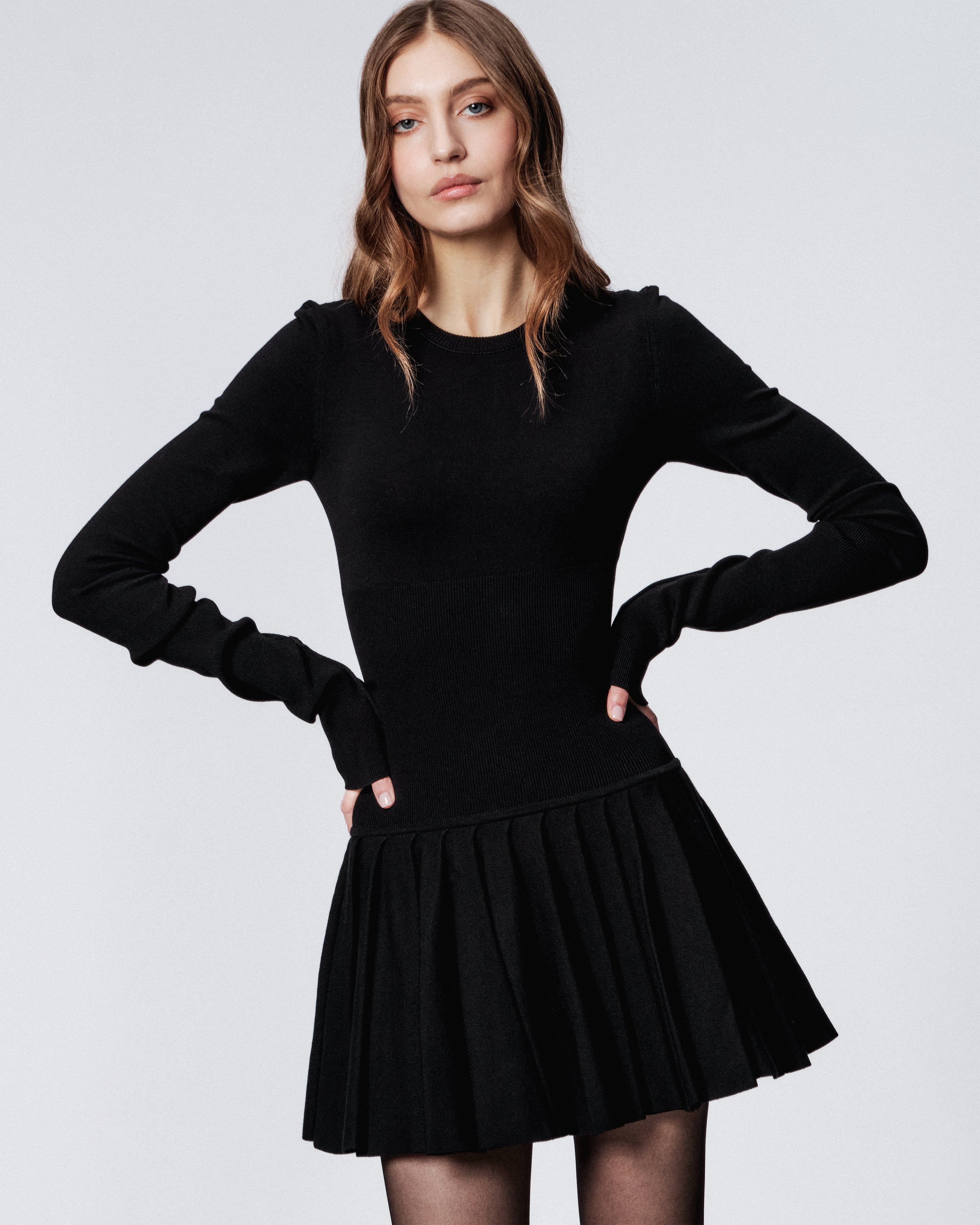 ROCHIE TRICOTATA PLISATA NEGRU