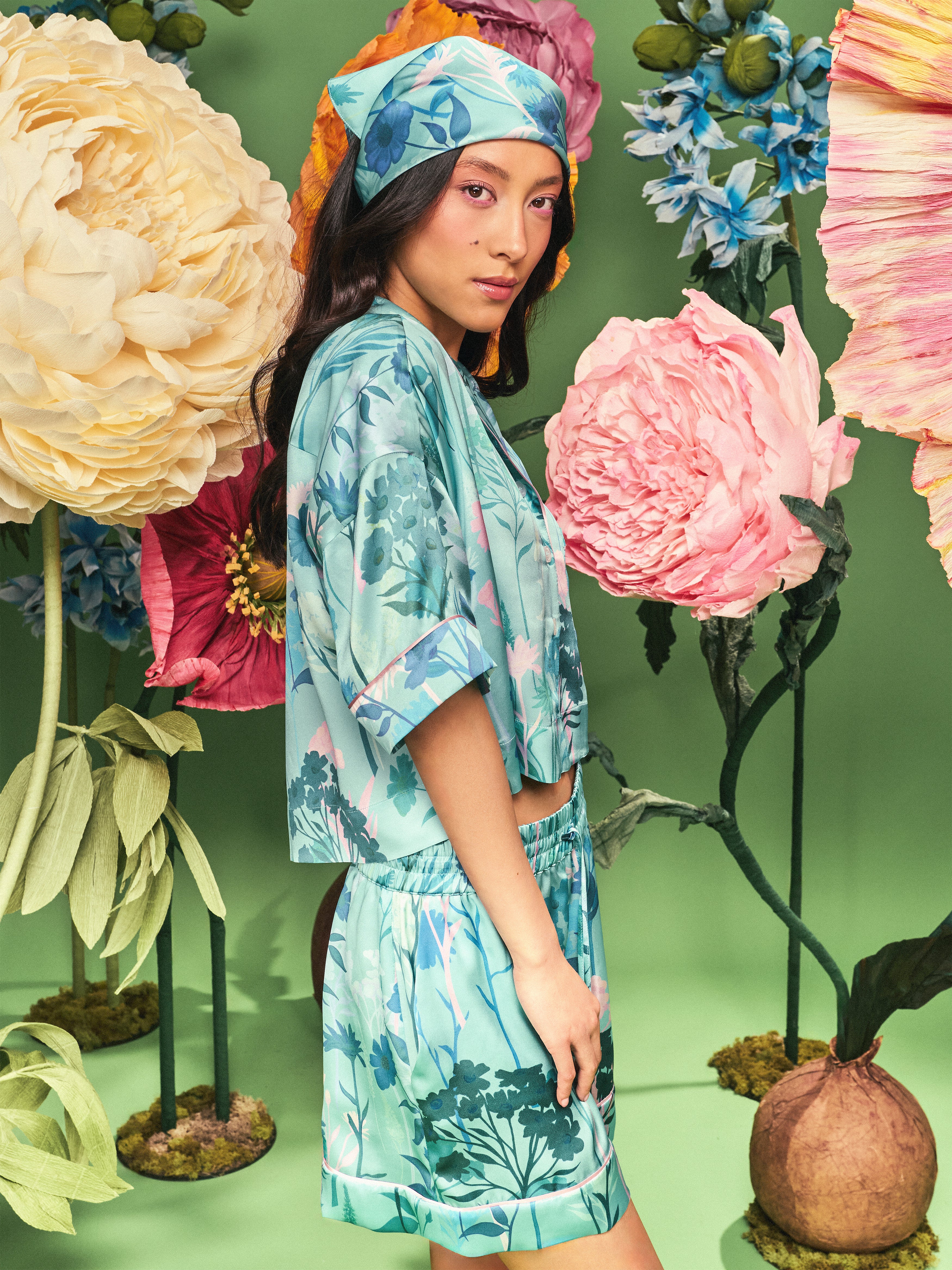 Short Mătase floral bleu